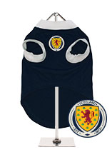 Scotland Football Team Shirt - Take a trip back to the future with our Scotland Retro Football Shirt. Based on the iconic 1967 shirt worn by Baxter, Law, Bremner and the rest of the team when they defeated the then world champions England 3-2 at Wembley. This is another great way to get behind the team and to let those around you...